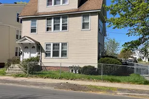 688 Washington Ave, West Haven, CT 06516 - Photo 1