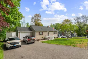 54 Topstone Dr, Danbury, CT 06810 - Photo 1