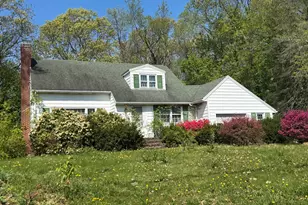 472 Strong St, East Haven, CT 06512 - Photo 1