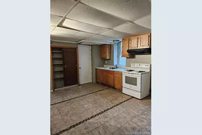 33 Vista Place, Waterbury, CT 06708 - Photo 1
