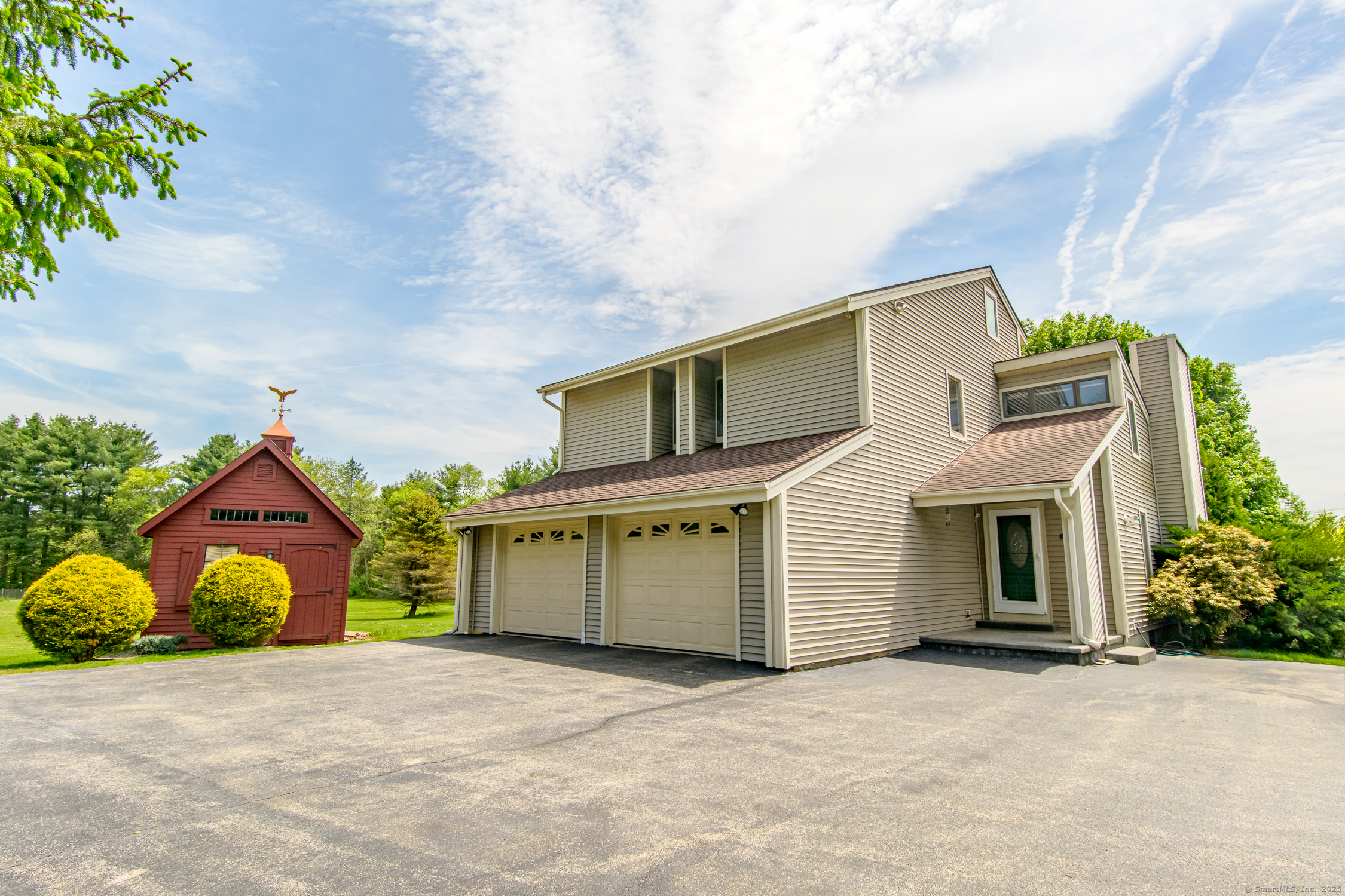 449 E Thompson Rd, Thompson, CT 06277 - MLS 24095074 - Coldwell Banker