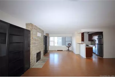 44 Strawberry Hill Avenue #2G, Stamford, CT 06902 - Photo 1