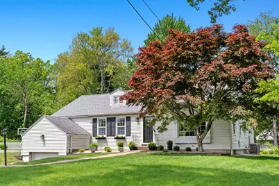 17 Fernridge Road, West Hartford, CT 06107 - Photo 1