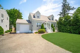 4070 Madison Ave, Bridgeport, CT 06606 - Photo 1