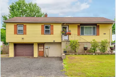 92 Holiday Hill, Waterbury, CT 06704 - Photo 1