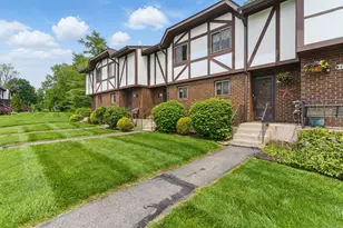 404 Cedar Hollow Dr, Rocky Hill, CT 06067 - Photo 1