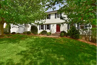 101 Sunrise Terrace, Wethersfield, CT 06109 - Photo 1