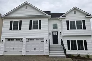 40 Yorktown Ridge, Waterbury, CT 06704 - Photo 1