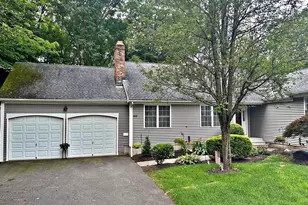 488 Wolf Run, Shelton, CT 06484 - Photo 1