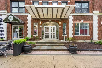 881 Lafayette Boulevard #4K, Bridgeport, CT 06604 - Photo 1