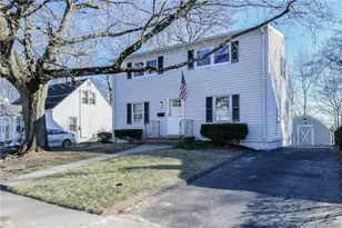 397 Queen St, Bridgeport, CT 06606 - Photo 1