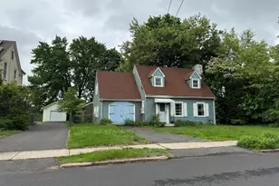 31 E Broad St, Plainville, CT 06062 - Photo 1