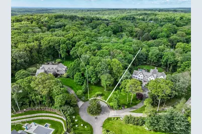 10 Hills End Lane, Weston, CT 06883 - Photo 1