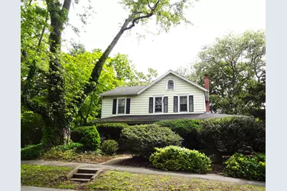 209 South Pine Creek Road, Fairfield, CT 06824 - Photo 1