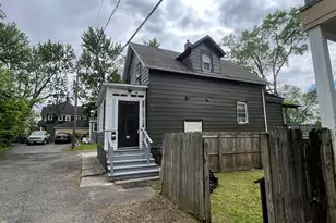 25 Bliss St, Hartford, CT 06114 - Photo 1