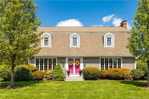 135 Old Common Rd, Wethersfield, CT 06109 - Photo 1