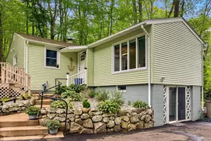 73 N Rd, Waterford, CT 06385 - Photo 1