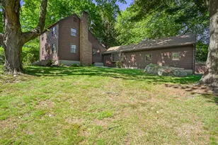 1975 Huntington Rd, Stratford, CT 06614 - Photo 1