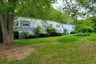 932 Long Cove Rd, Ledyard, CT 06335 - Photo 1