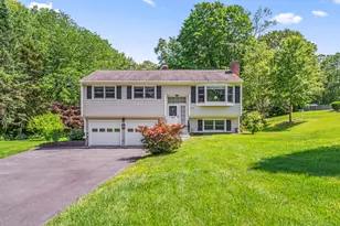 5 Settlers Ln, Newtown, CT 06482 - Photo 1