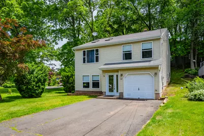 122 Carr Avenue, Newington, CT 06111 - Photo 1