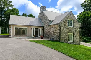 12 Woods Rd, Bethany, CT 06524 - Photo 1