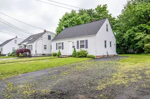 2579 Whitney Ave, Hamden, CT 06518 - Photo 1