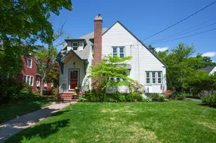 48 Newport Ave, West Hartford, CT 06107 - Photo 1