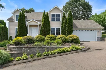 400 Burr Street #9, New Haven, CT 06512 - Photo 1