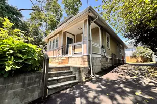 39 Ferris Ave, Stamford, CT 06902 - Photo 1