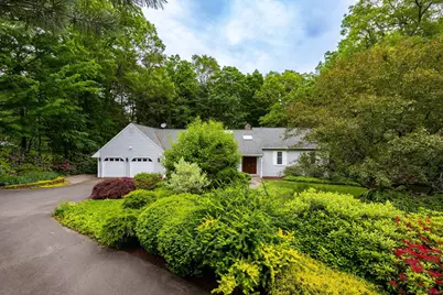 39 Chestnut Hill Road, Simsbury, CT 06092 - Photo 1