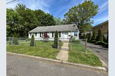 20 Manila Place, Bridgeport, CT 06610 - Photo 1