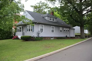 404 Center St, West Haven, CT 06516 - Photo 1