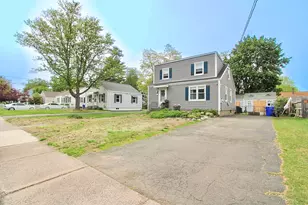 60 Oxford Dr, East Hartford, CT 06118 - Photo 1