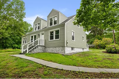 56 Uncas Avenue, New London, CT 06320 - Photo 1