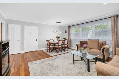 32 Courtland Avenue #3, Stamford, CT 06902 - Photo 1