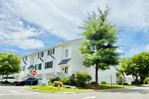 10 South St, Danbury, CT 06810 - Photo 1