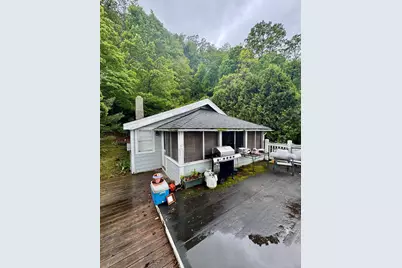 343 West Wakefield Boulevard, Winchester, CT 06098 - Photo 1