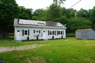 864 N Colony Rd, Meriden, CT 06450 - Photo 1