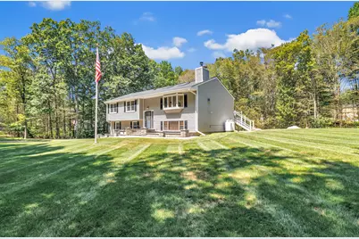 21 Greenbriar Road, Oxford, CT 06478 - Photo 1