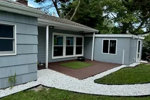 8 Drumlin Rd, Westport, CT 06880 - Photo 1