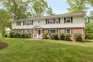 280 E Main St, Clinton, CT 06413 - Photo 1