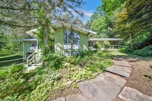 184 Hickory Hill Rd, New Britain, CT 06052 - Photo 1