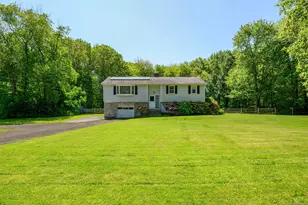 74 Blueberry Ln, Southbury, CT 06488 - Photo 1