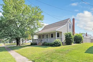 855 Stratford Rd, Stratford, CT 06615 - Photo 1