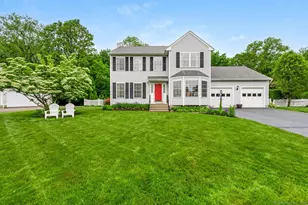 125 Longview Dr, Stratford, CT 06614 - Photo 1