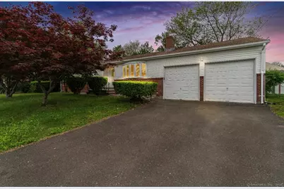 24 Linde Street, West Haven, CT 06516 - Photo 1