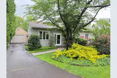 17 Edgecomb Street, Hamden, CT 06517 - Photo 1