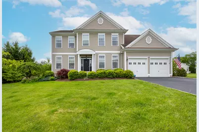 1 Independence Circle #1, Middlebury, CT 06762 - Photo 1