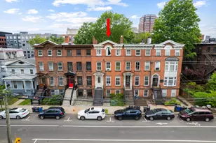 32 Trumbull St, New Haven, CT 06511 - Photo 1